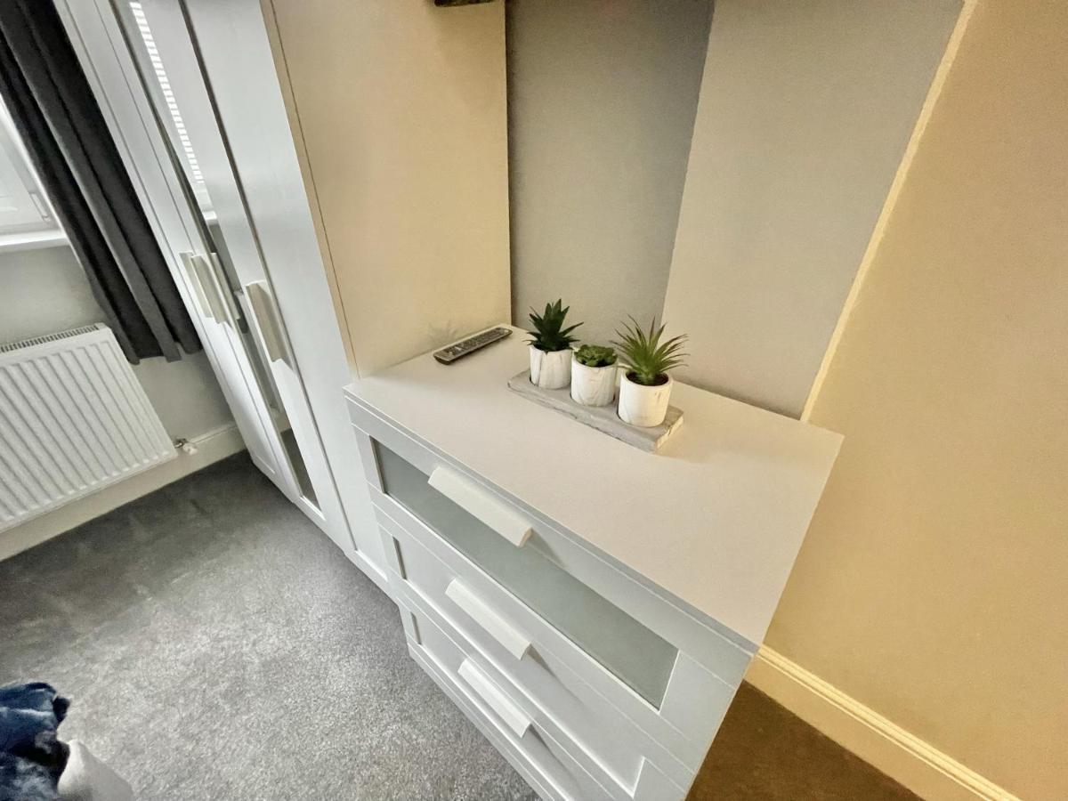Hotel Lymm Living Warrington  Esterno foto