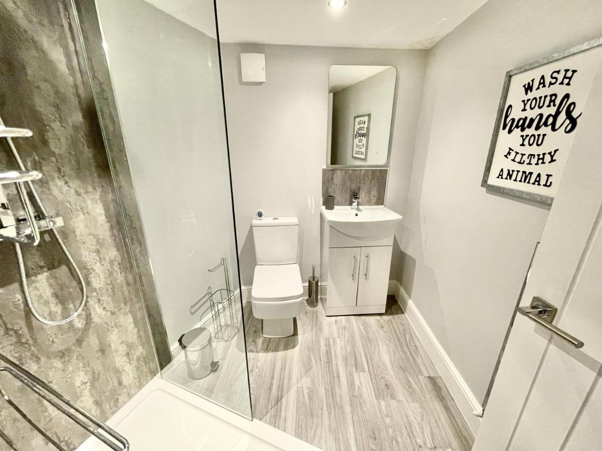 Hotel Lymm Living Warrington  Esterno foto