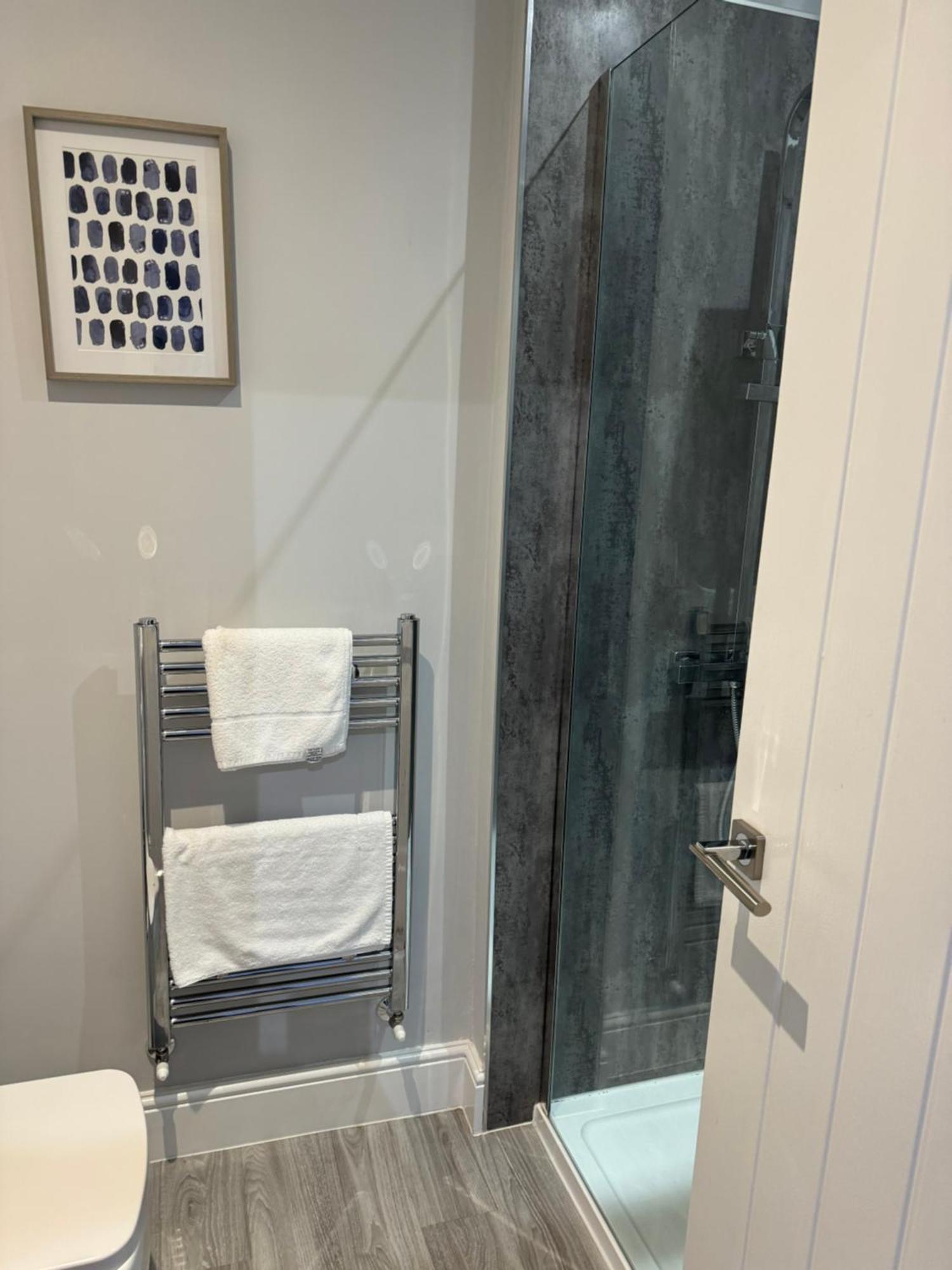 Hotel Lymm Living Warrington  Esterno foto