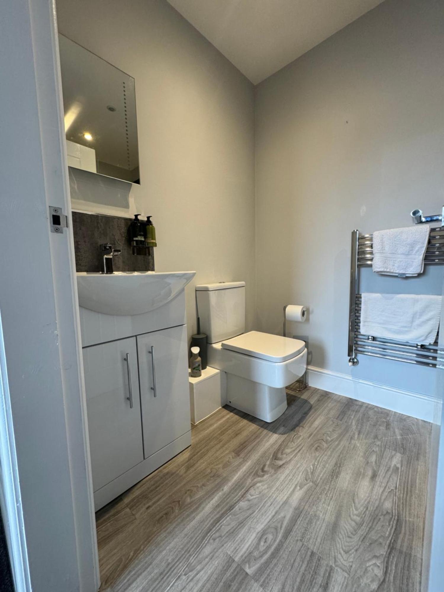 Hotel Lymm Living Warrington  Esterno foto