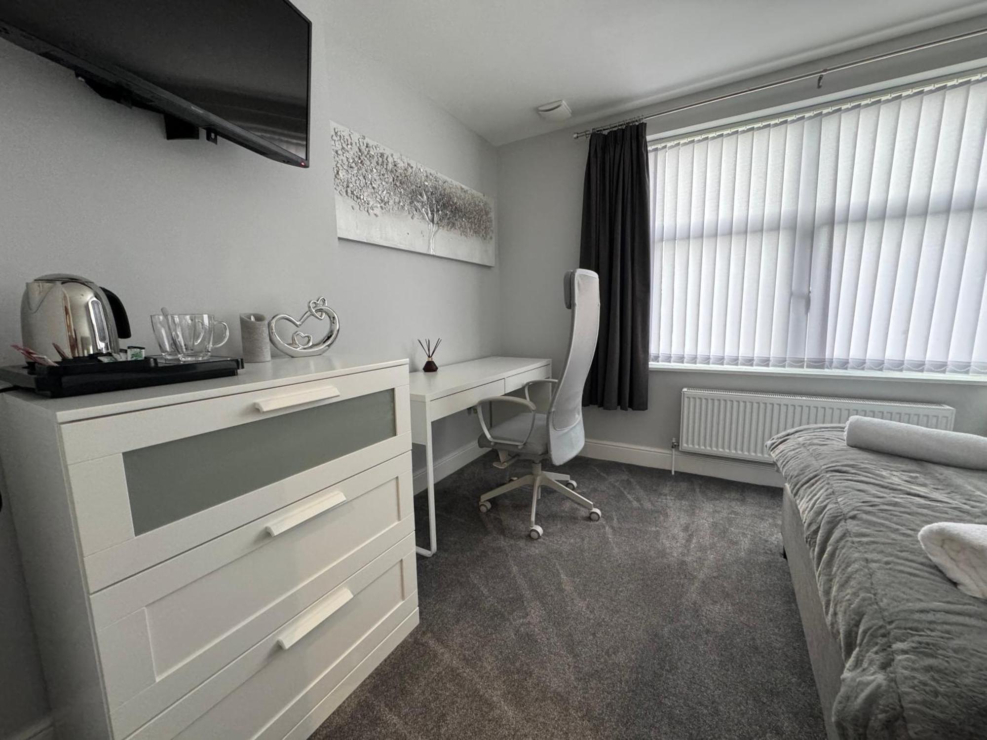 Hotel Lymm Living Warrington  Esterno foto